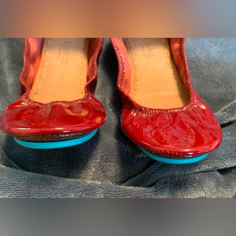 Tieks Glossy Ruby Red size 7